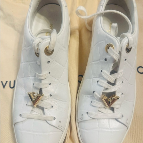 Louis Vuitton White Leather Sneakers Minimalist Design